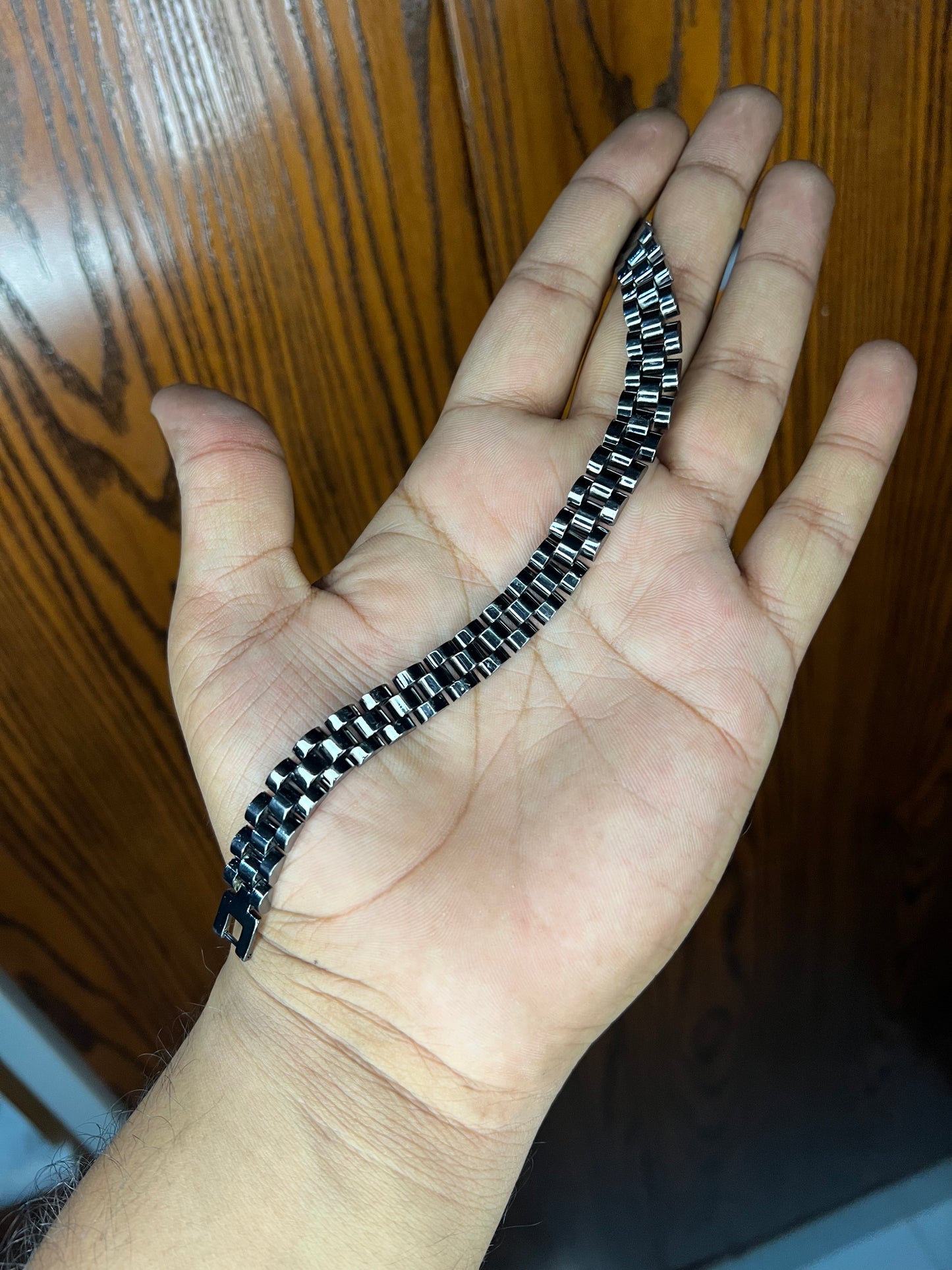 Shinny Black Bracelet.